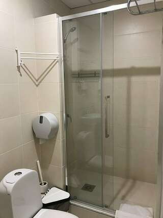 Гостиница Дублин Новороссийск Двухместный номер эконом-класса с 1 кроватью-3